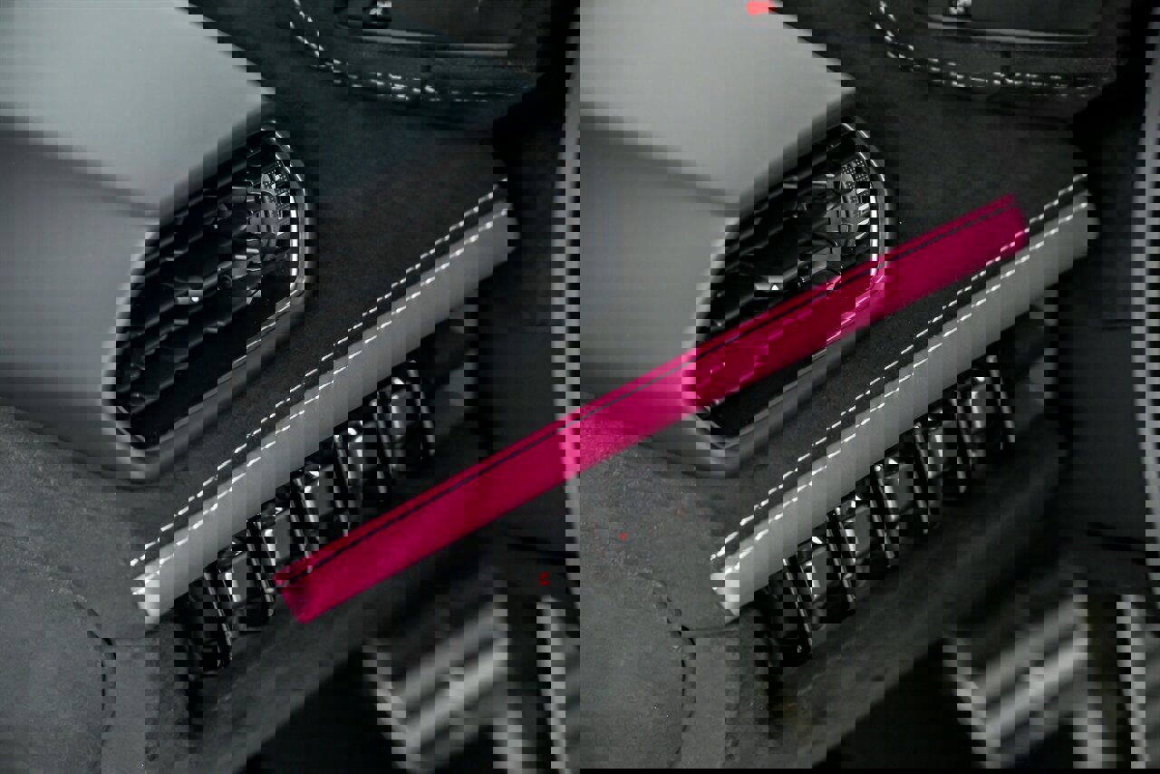 Used 2022 Lamborghini Huracan STO image 31