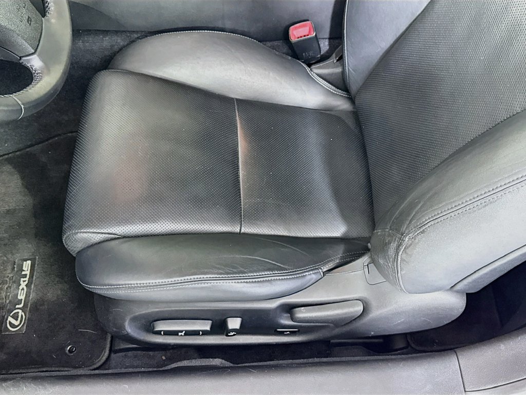 Used 2014 Lexus IS 250C w/ Luxury Package RWD image 19