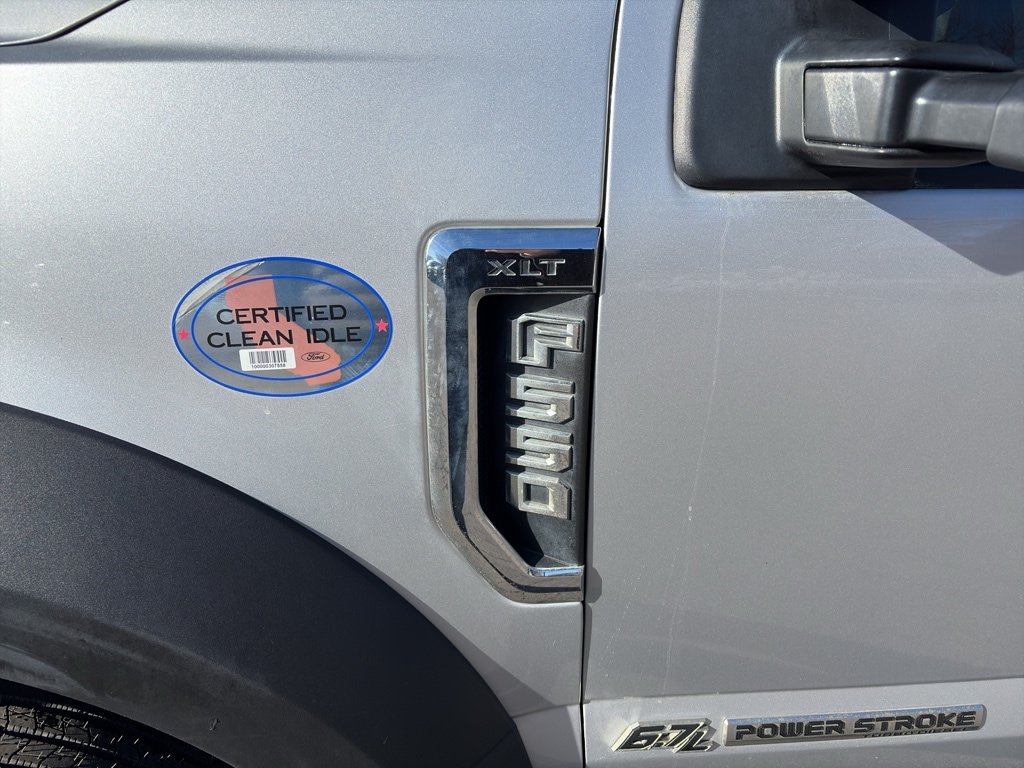 Used 2019 Ford F550 4x4 Regular Cab Super Duty image 9