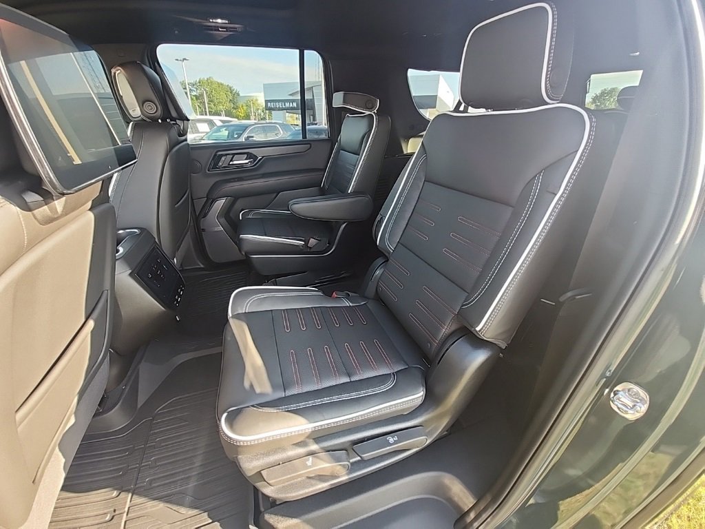 New 2026 GMC Yukon XL AT4 Ultimate w/ LPO, Floor Liner Package image 15