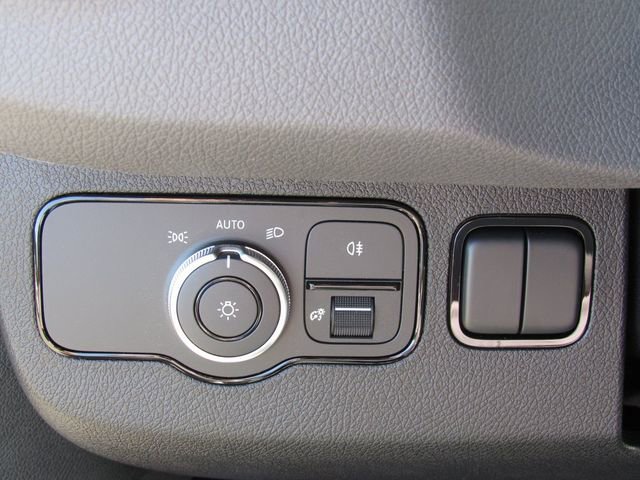 New 2025 Mercedes-Benz Sprinter 2500 image 31
