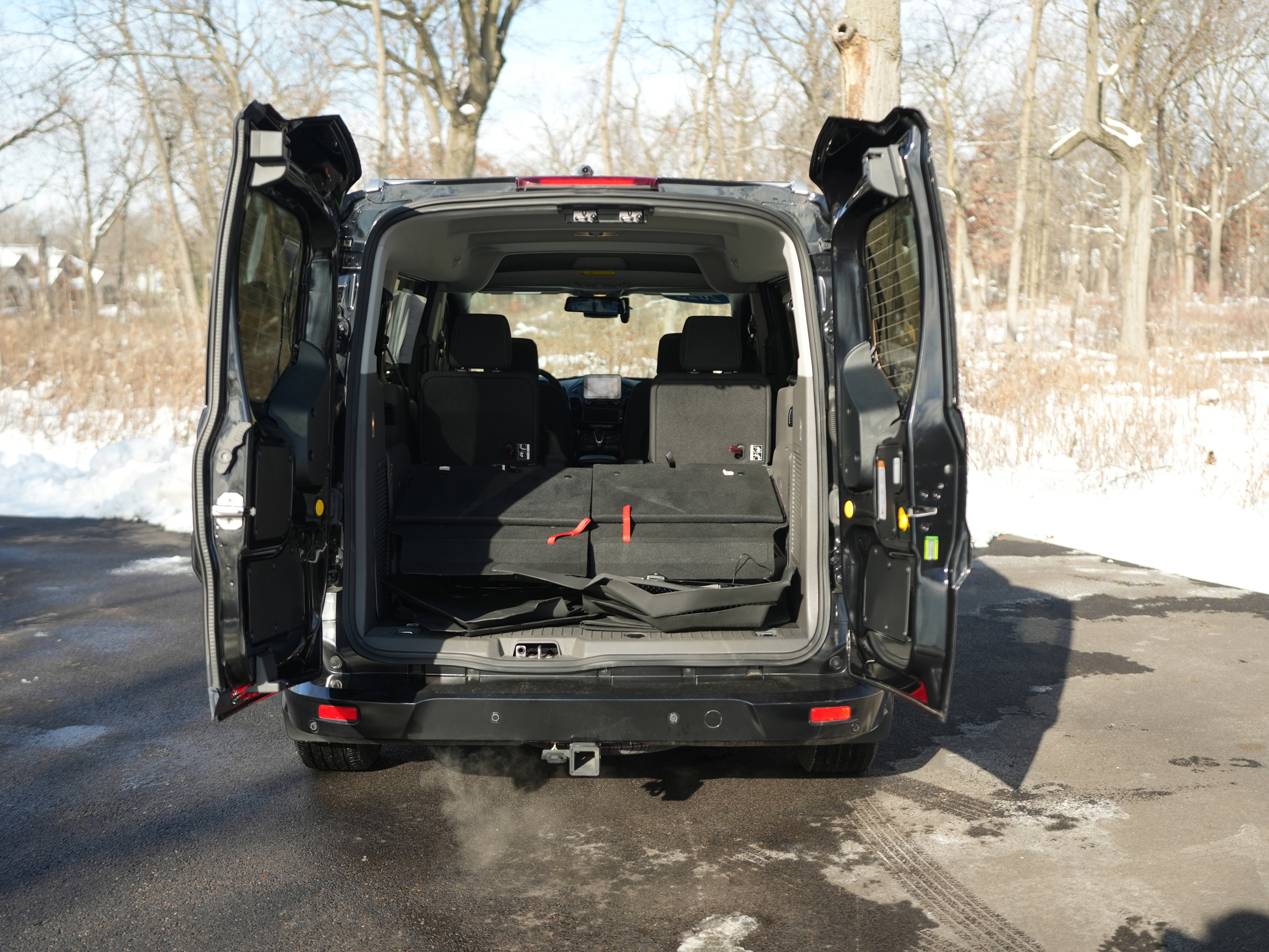 Used 2023 Ford Transit Connect XLT w/ Trailer Tow Package image 7