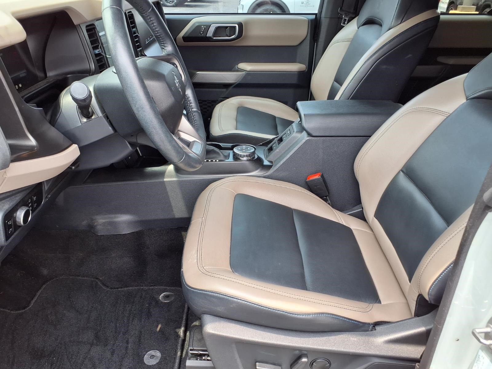 Used 2023 Ford Bronco Wildtrak AWD/4WD image 14