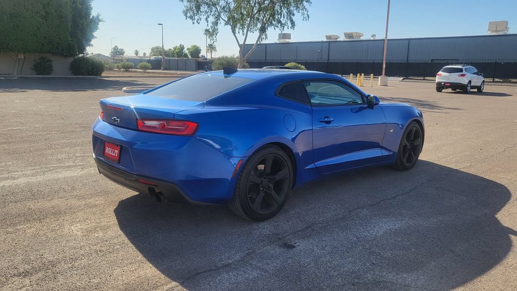 Used 2017 Chevrolet Camaro LT w/ Technology Package RWD image 10