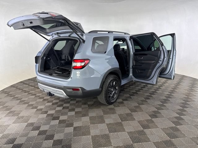 Used 2024 Honda Pilot TrailSport image 18