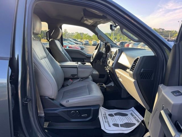 Used 2018 Ford F150 XLT w/ Equipment Group 302A Luxury AWD/4WD image 9