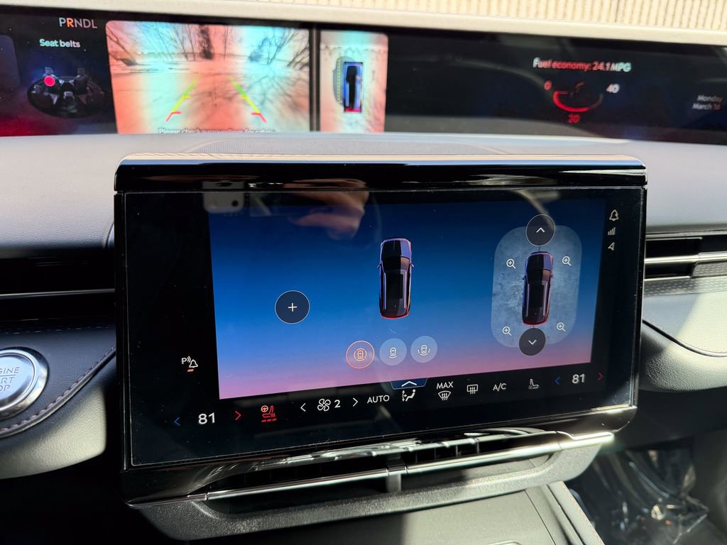 Used 2024 Lincoln Nautilus Reserve w/ Jet Appearance Package (87T) image 32