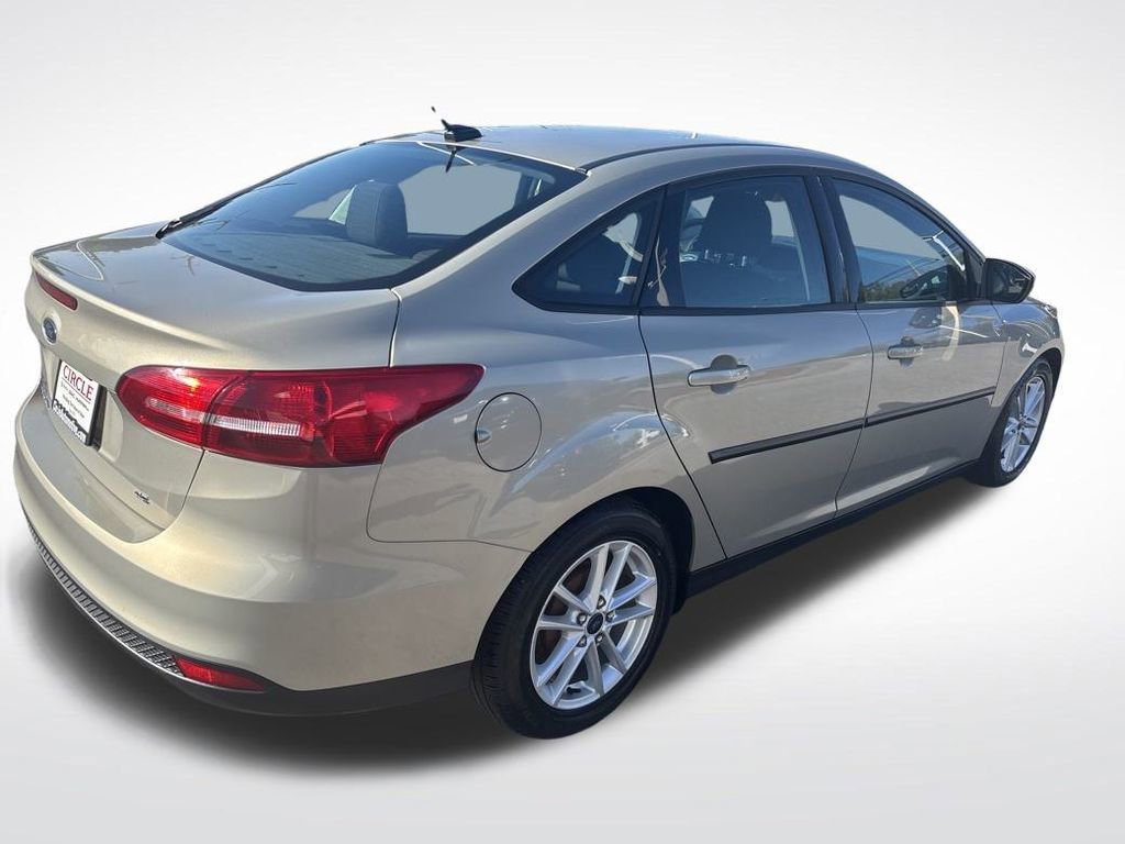 Used 2016 Ford Focus SE image 8