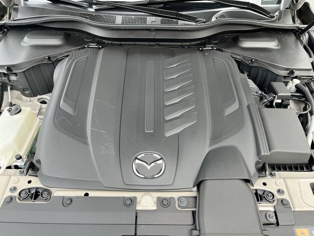 Used 2024 MAZDA CX-90 3.3 Turbo w/ Preferred Package AWD/4WD image 10