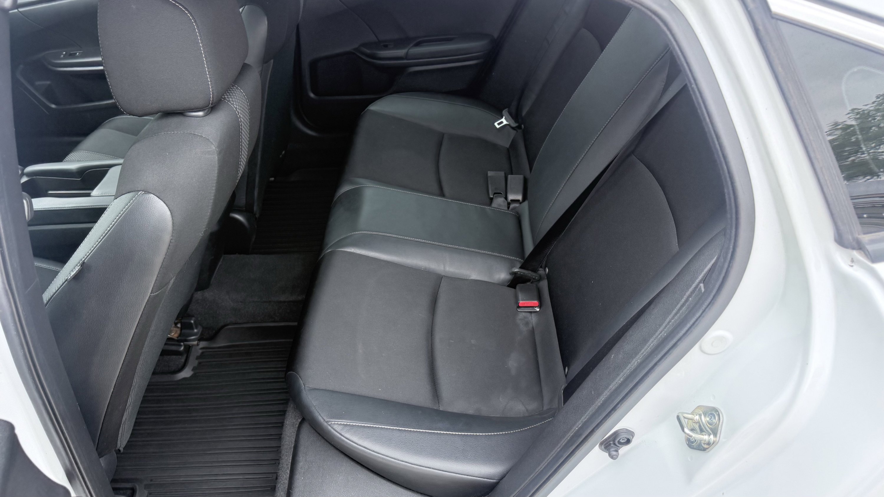 Used 2020 Honda Civic Sport image 30