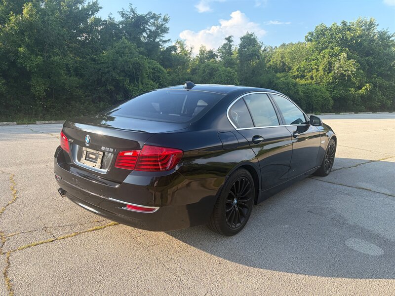 Used 2014 BMW 528i xDrive Sedan AWD/4WD image 4