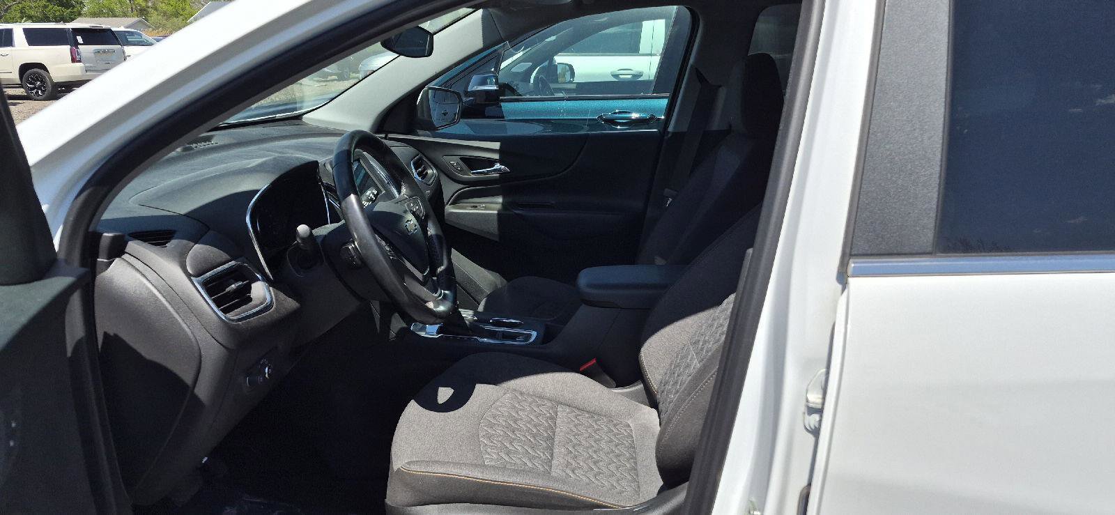 Used 2023 Chevrolet Equinox LT FWD image 6