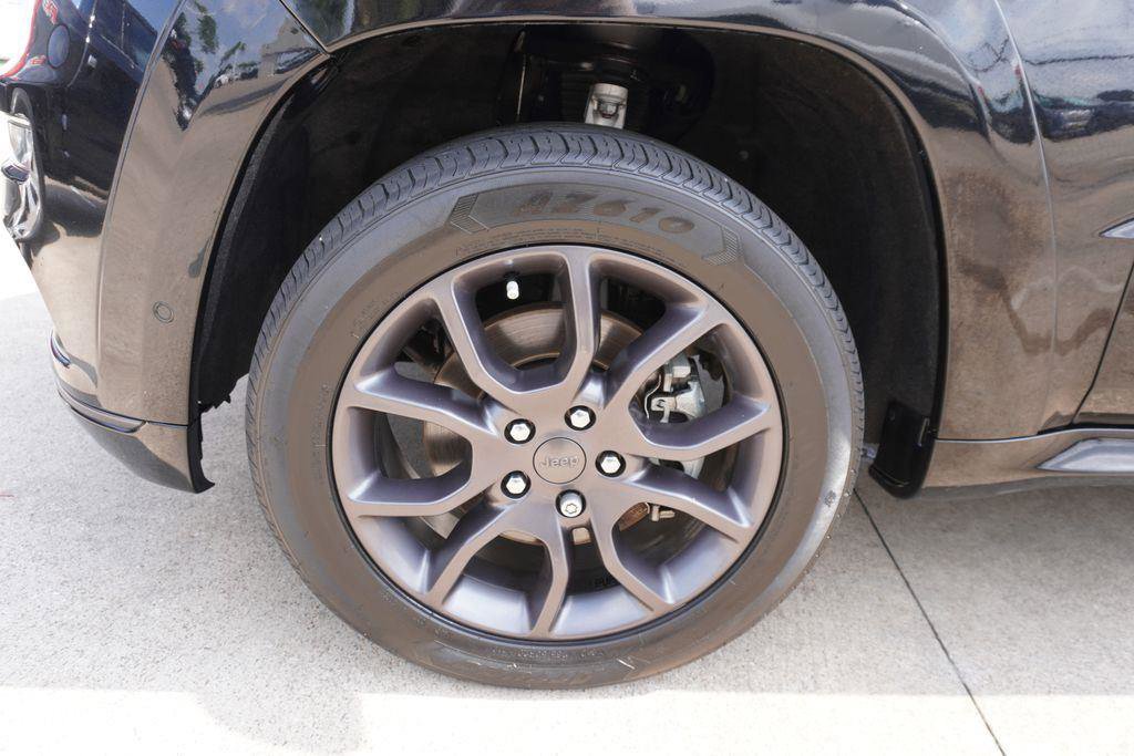 Used 2020 Jeep Grand Cherokee High Altitude AWD/4WD image 29