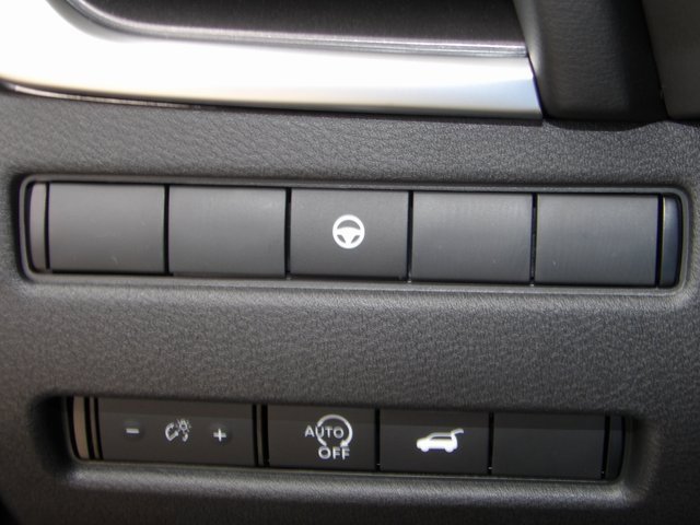 New 2026 Nissan Rogue SV image 28