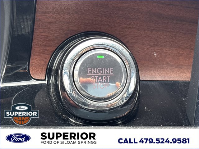 Used 2022 Lincoln Corsair Reserve image 28