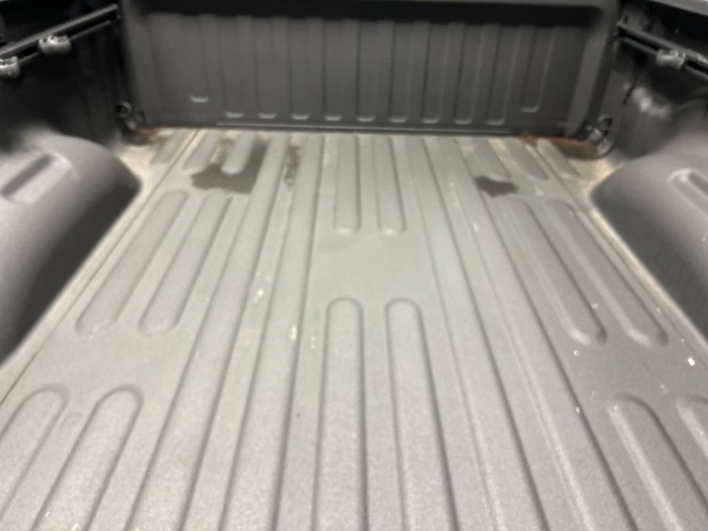 Used 2025 RAM 1500 Limited AWD/4WD image 23