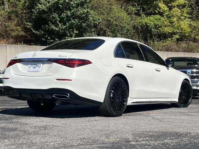 Used 2022 Mercedes-Benz S 580 4MATIC Sedan w/ AMG Line Package image 5