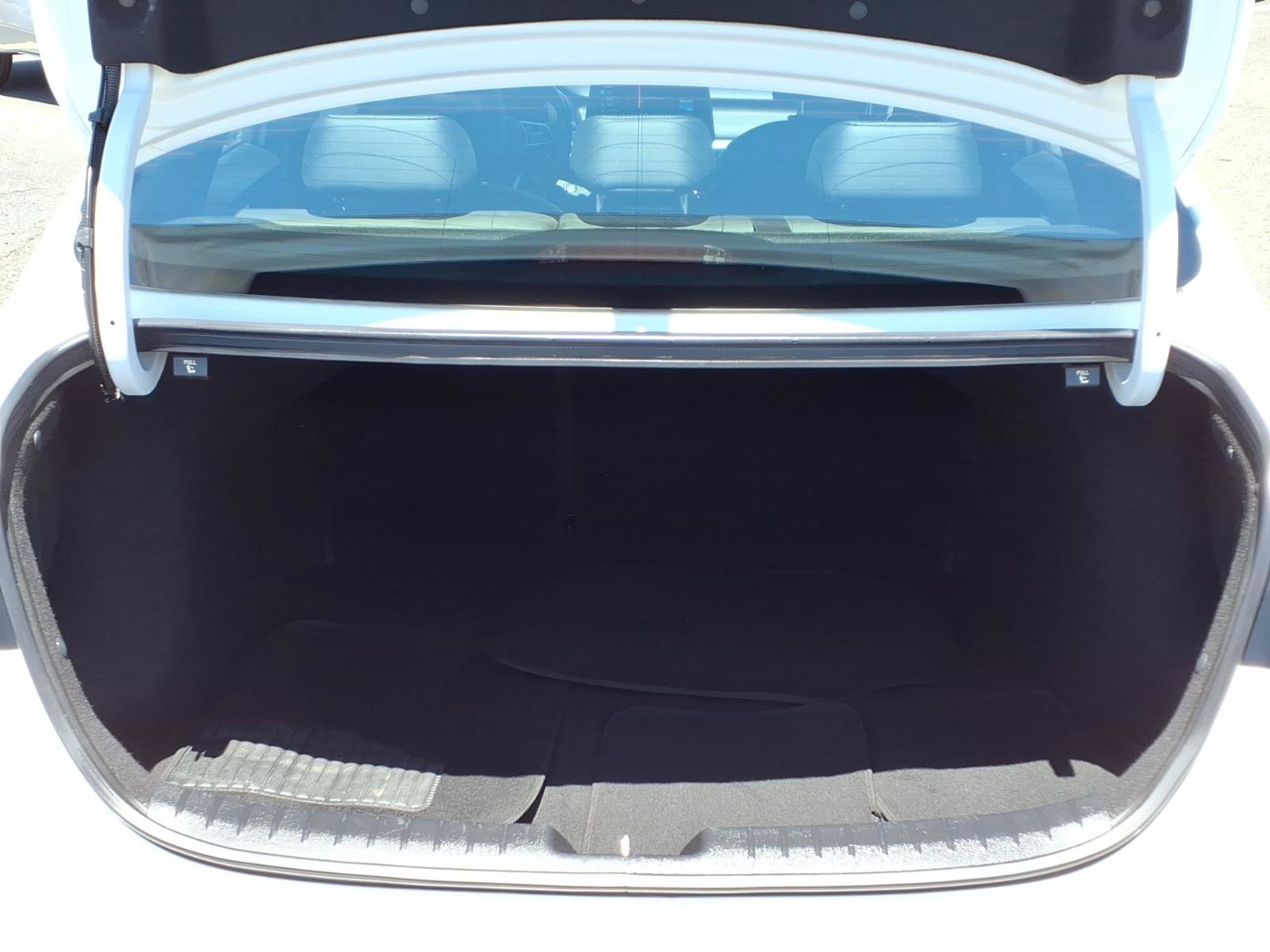Used 2024 Kia Forte GT-Line FWD image 16