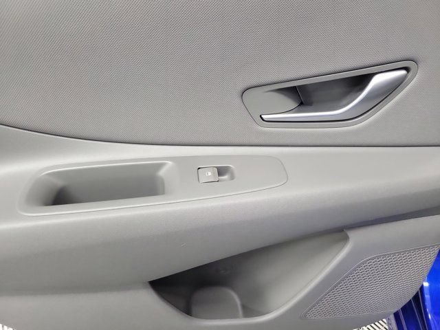 Used 2024 Hyundai Elantra SEL FWD image 14