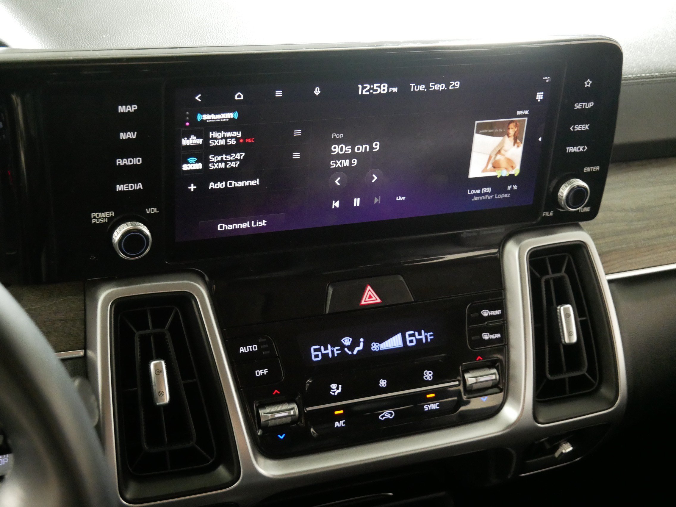 Used 2022 Kia Sorento S AWD/4WD image 22