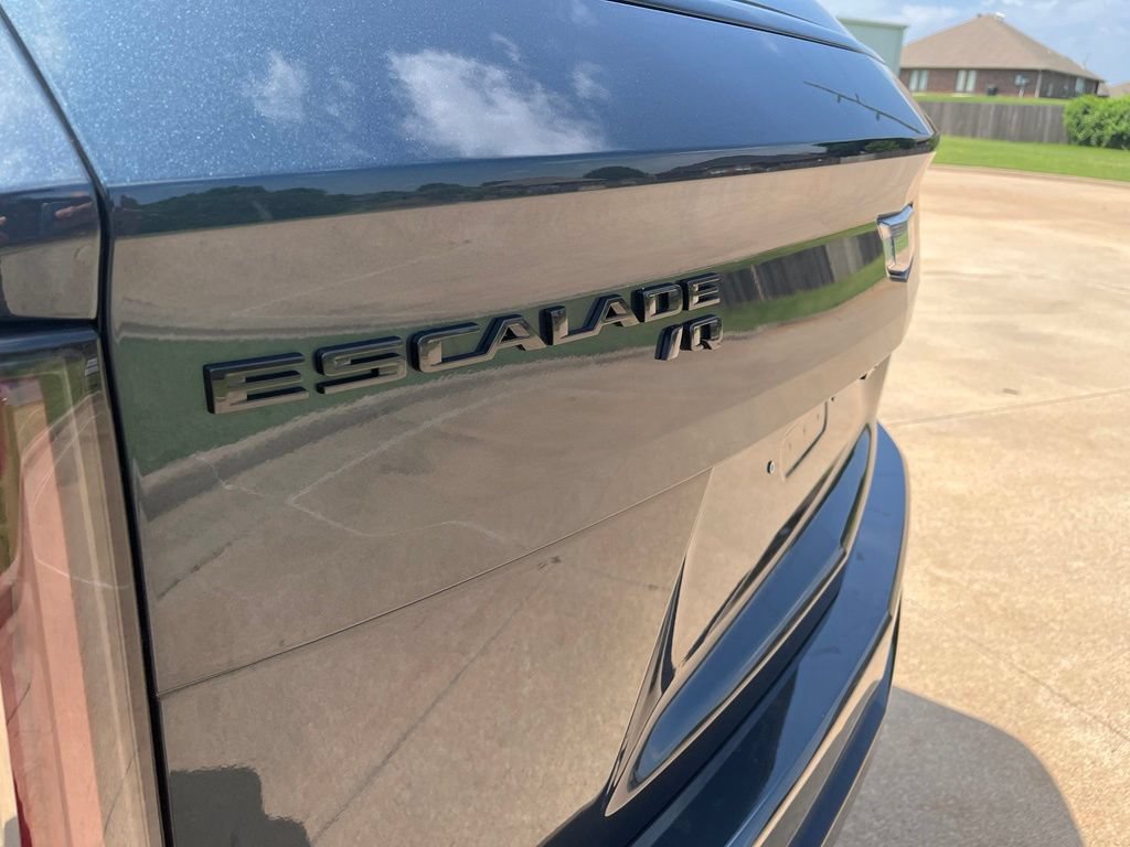 New 2026 Cadillac Escalade IQ Sport 1 w/ LPO, ONYX Package AWD/4WD image 30