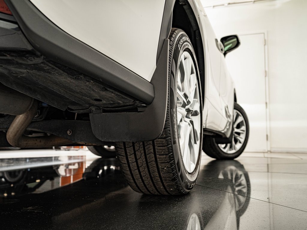 Used 2021 Toyota Highlander Limited image 43