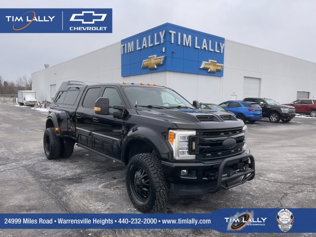 Used 2017 Ford F350 Lariat w/ Lariat Ultimate Package image 1