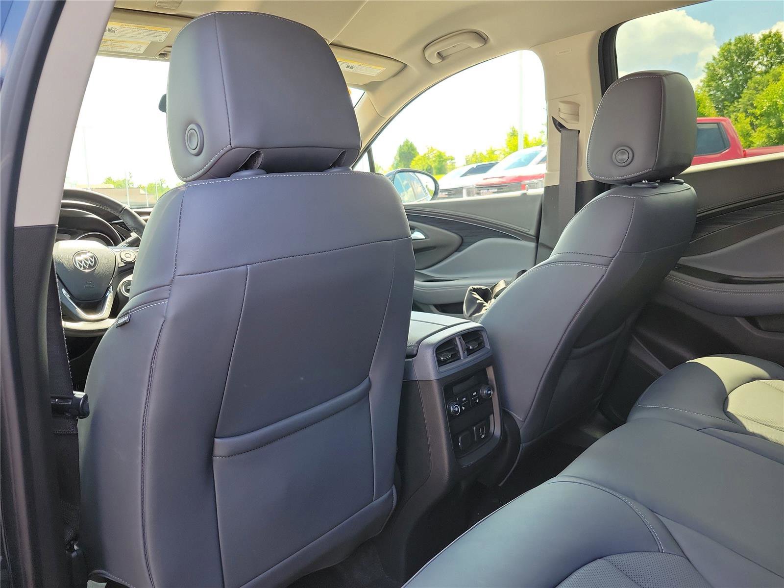 Used 2020 Buick Envision Essence AWD/4WD image 15