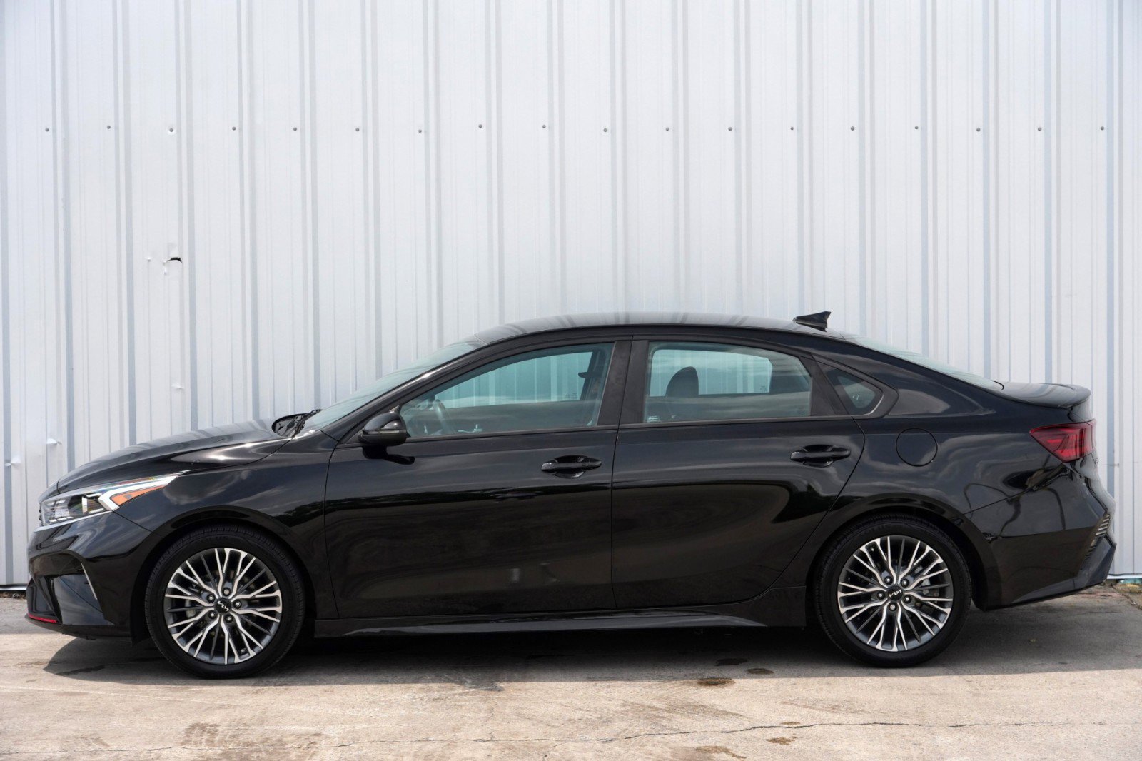 Used 2023 Kia Forte GT-Line FWD image 43