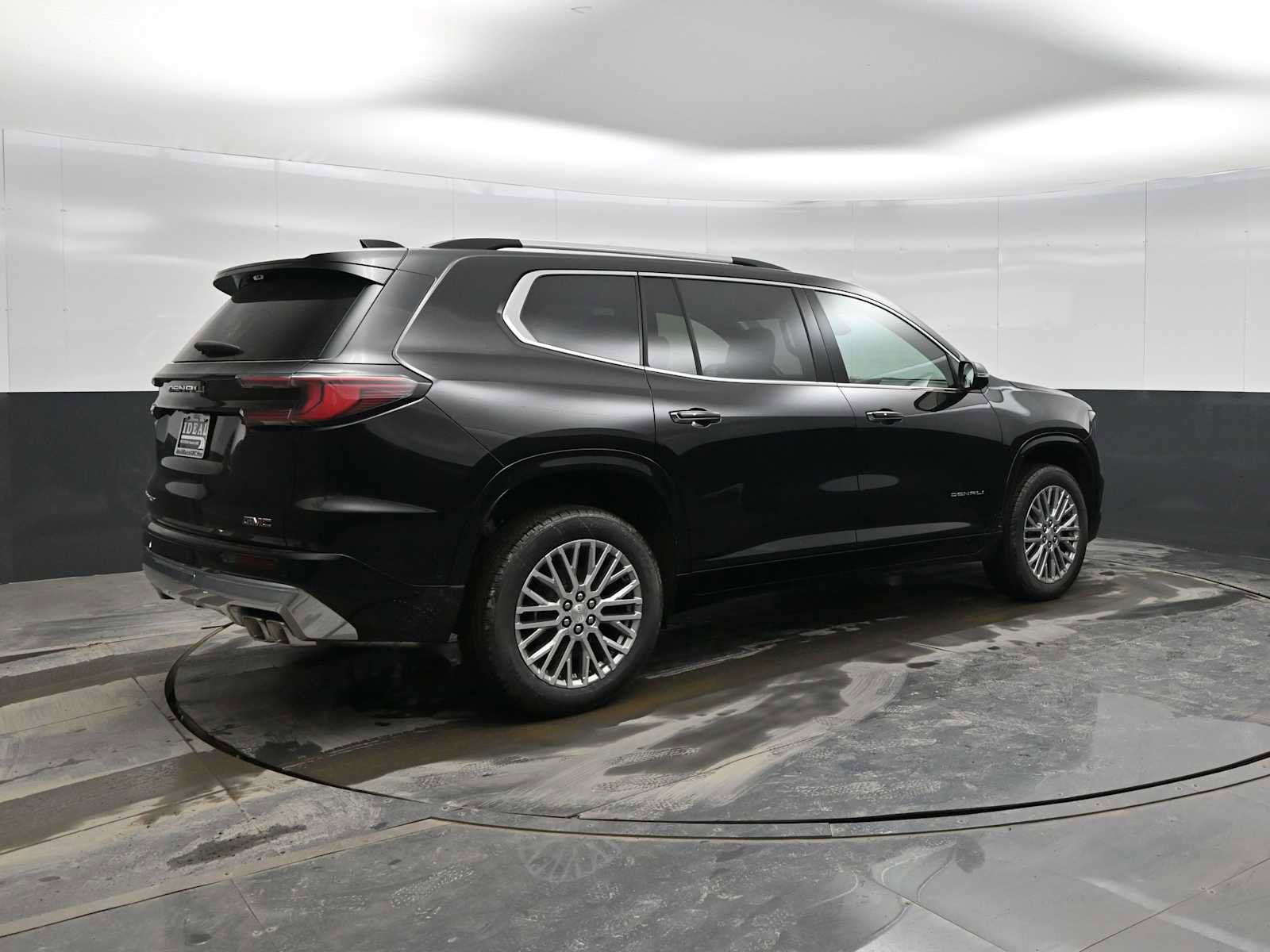 New 2026 GMC Acadia Denali w/ Super Cruise Package AWD/4WD image 8