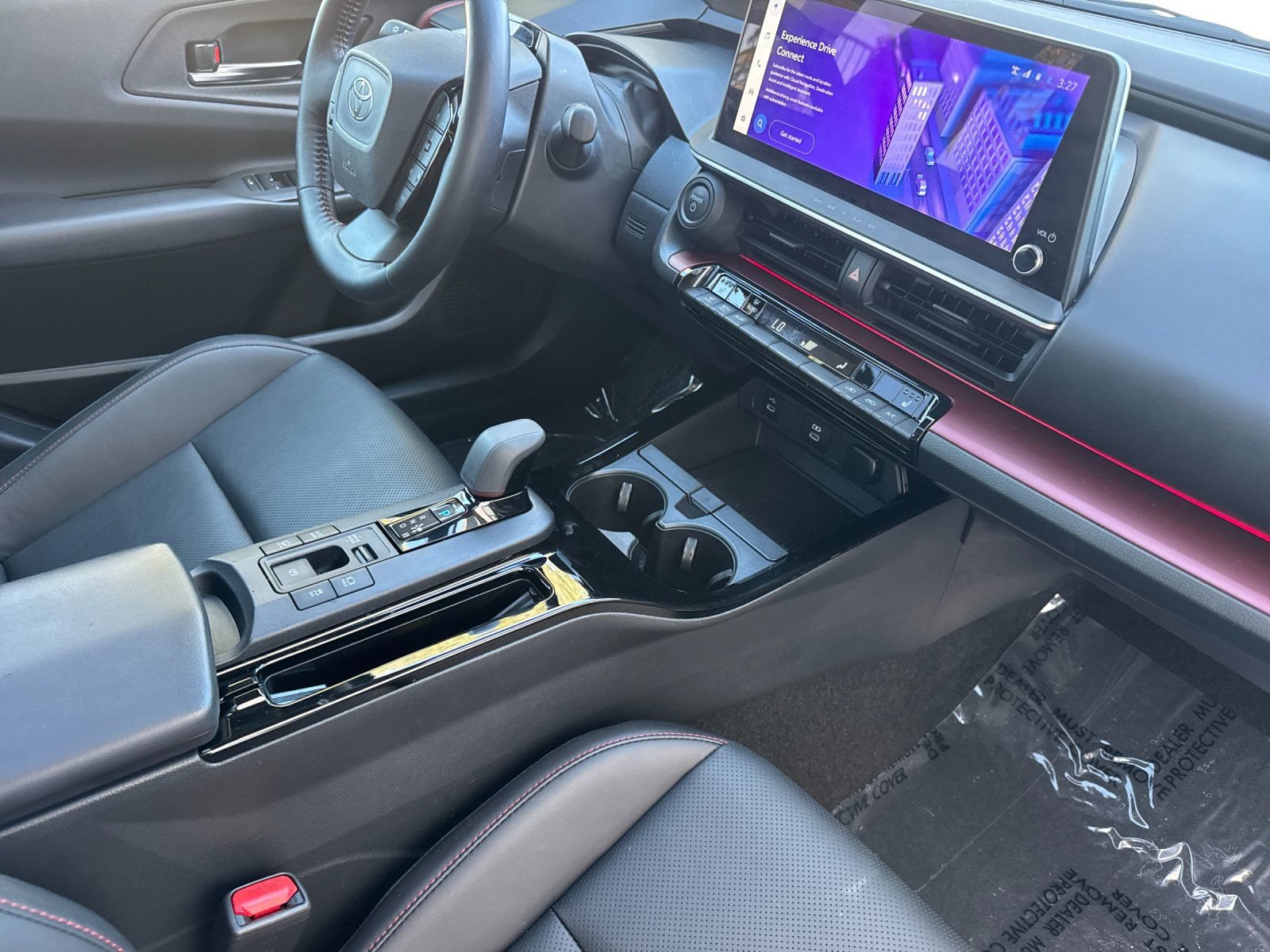 Used 2025 Toyota Prius Plug-In Hybrid FWD image 16