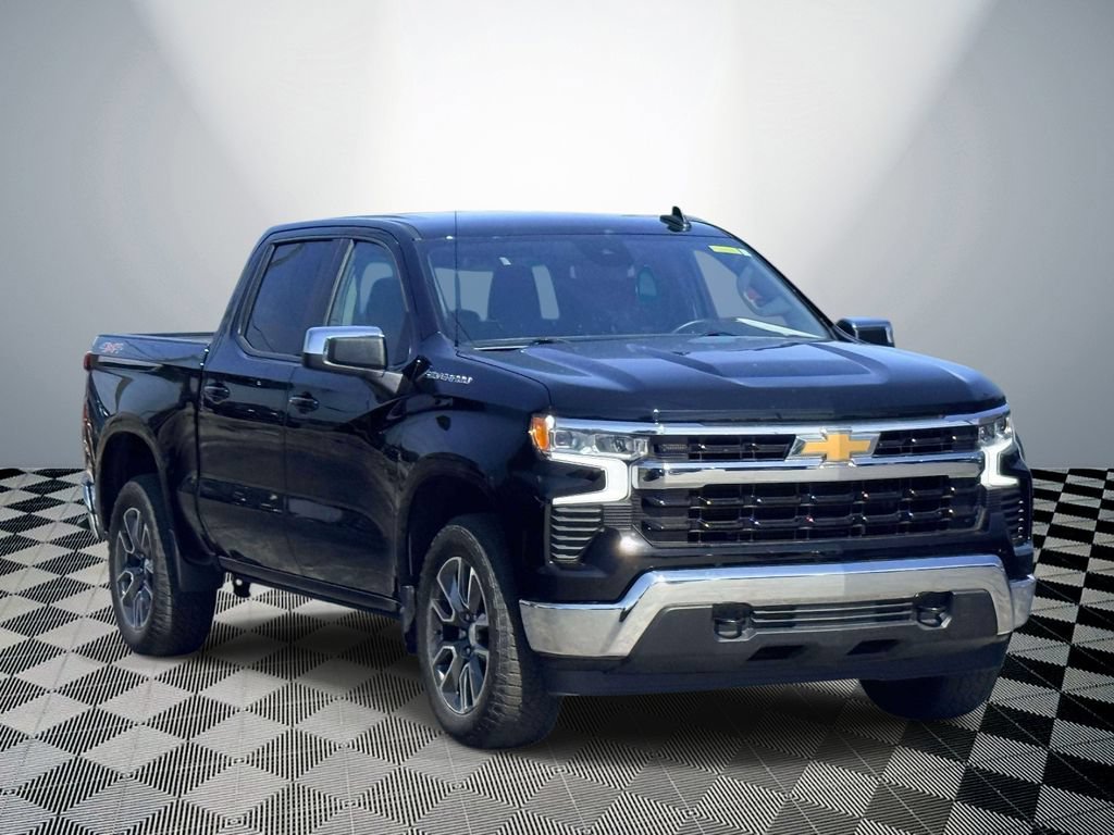 Used 2024 Chevrolet Silverado 1500 LT AWD/4WD image 4