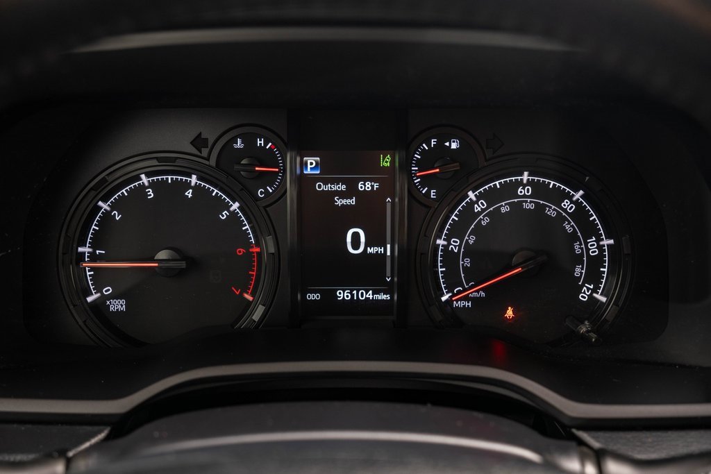 Used 2022 Toyota 4Runner SR5 Premium image 23