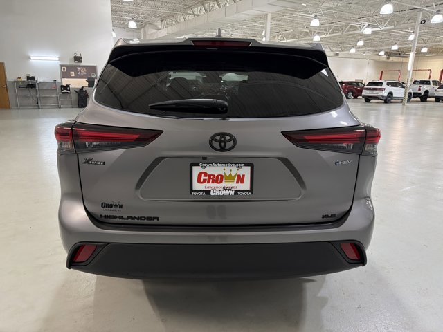 Used 2026 Toyota Highlander XLE AWD/4WD image 7