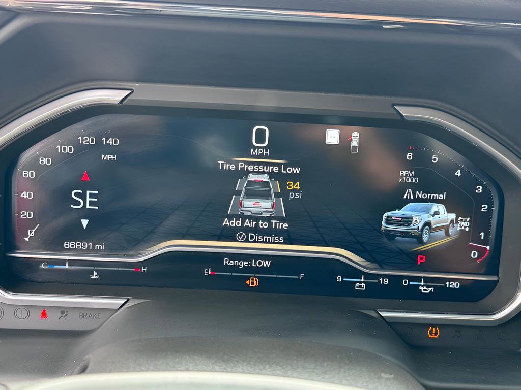 Used 2023 GMC Sierra 1500 AT4 w/ Technology Package image 15