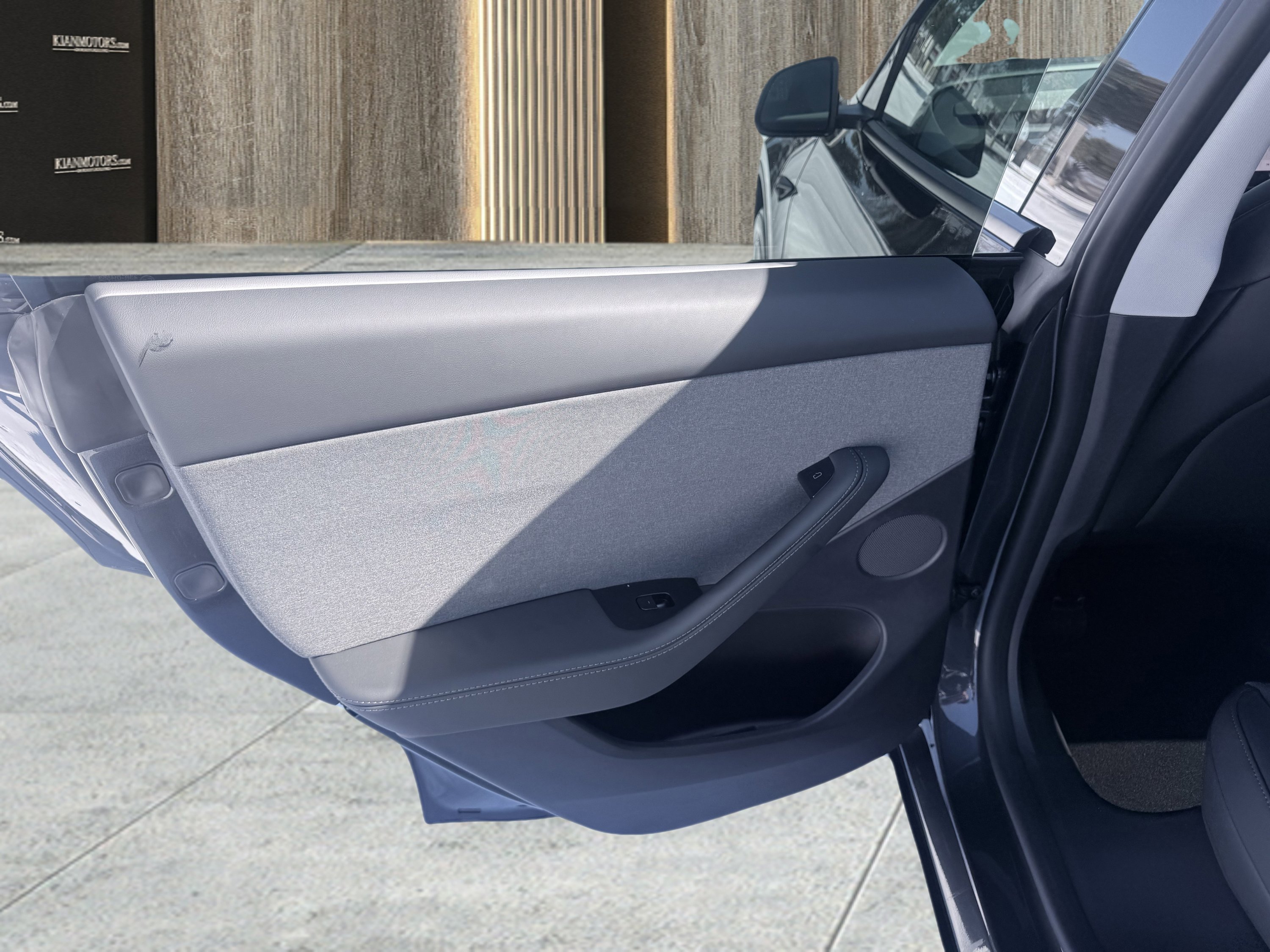 Used 2026 Tesla Model Y 2WD image 31