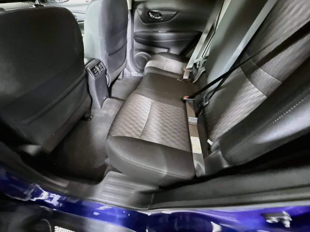 Certified 2020 Nissan Rogue SV AWD/4WD image 27