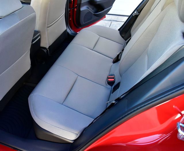 New 2026 Toyota Prius LE image 9