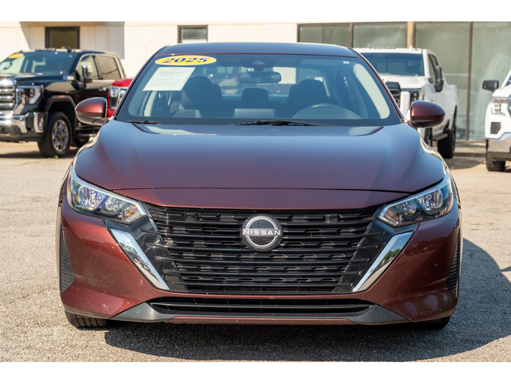 Used 2025 Nissan Sentra SV FWD image 3