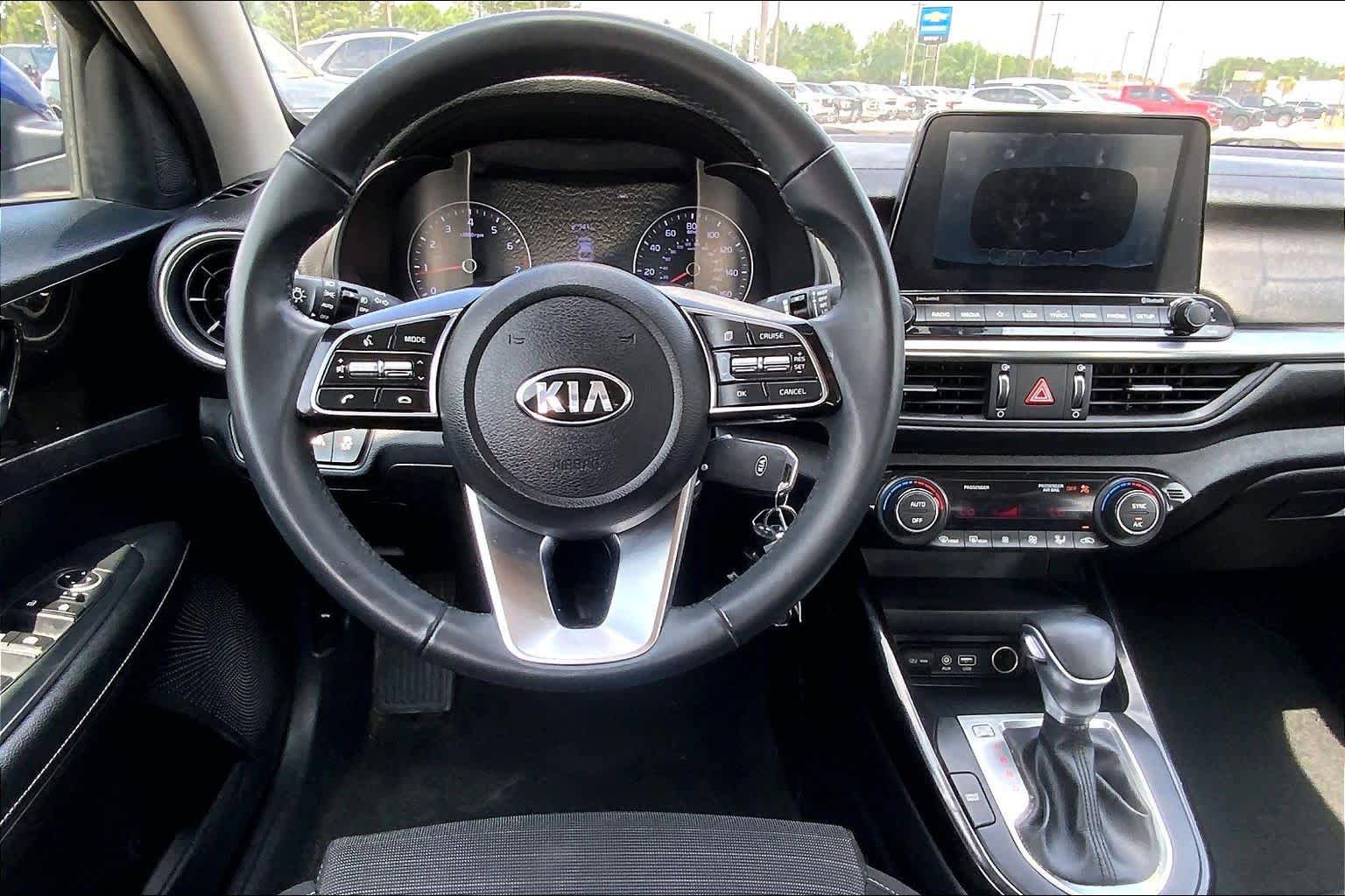 Used 2019 Kia Forte S FWD image 6