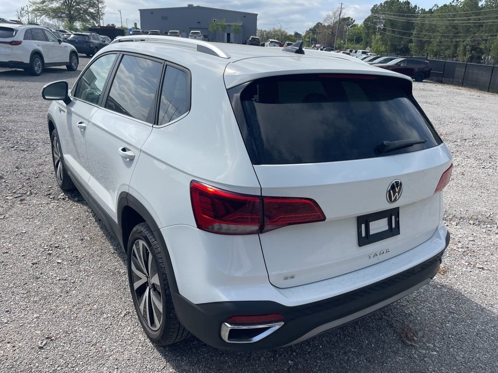 Used 2023 Volkswagen Taos SE image 4