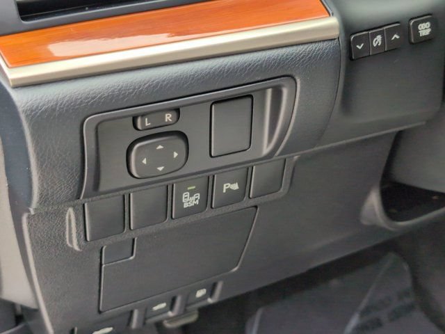 Used 2015 Lexus ES 300h w/ Navigation System Package FWD image 25
