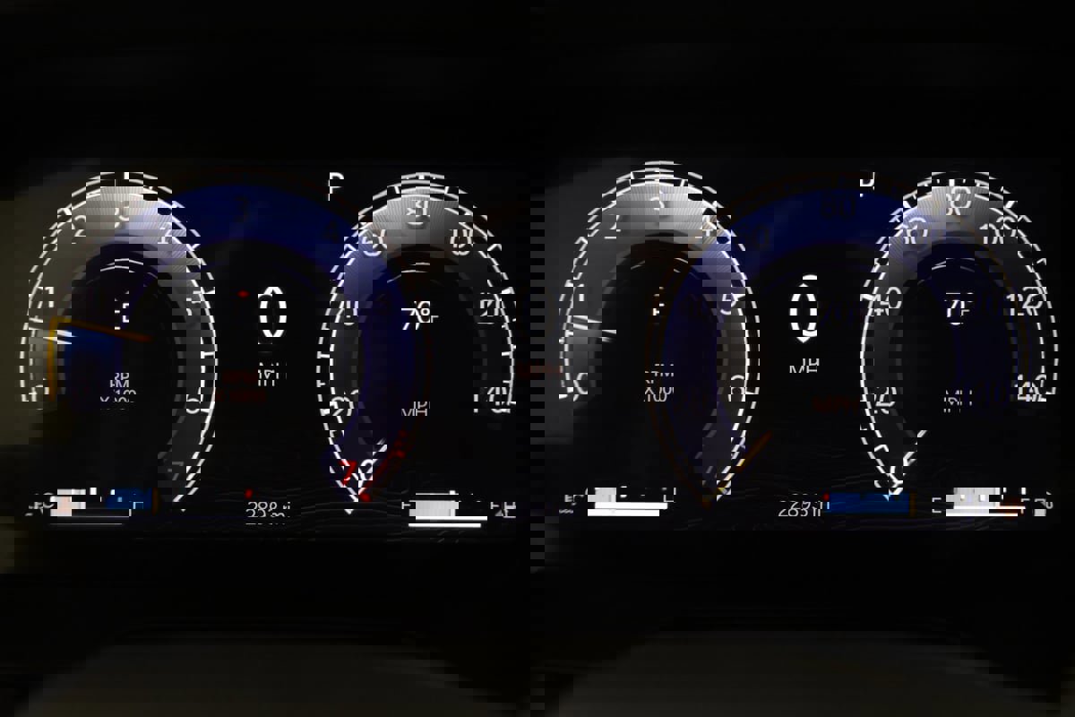 Used 2023 Jeep Grand Cherokee Laredo X image 15