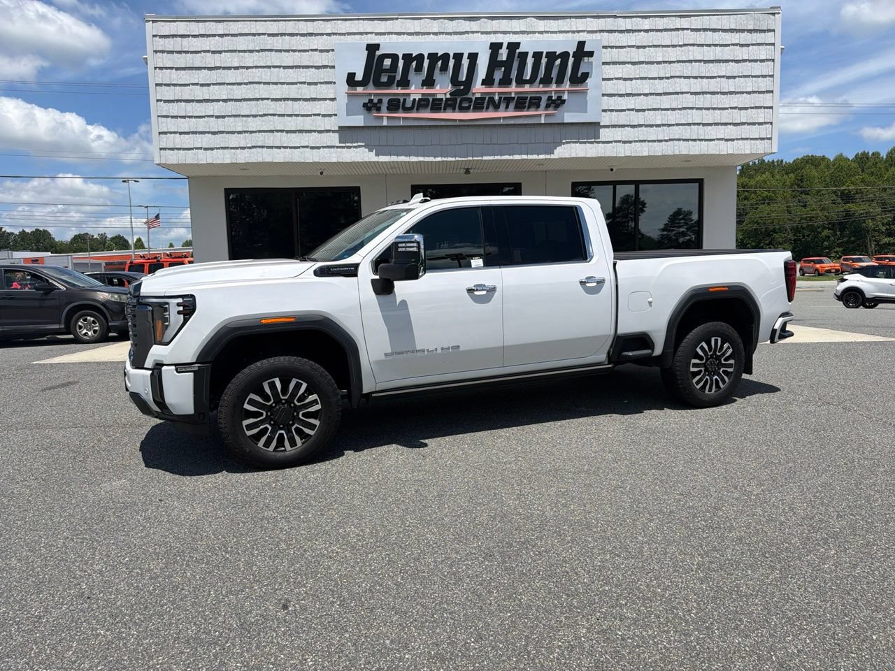 Used 2024 GMC Sierra 2500 Denali Ultimate AWD/4WD video 1