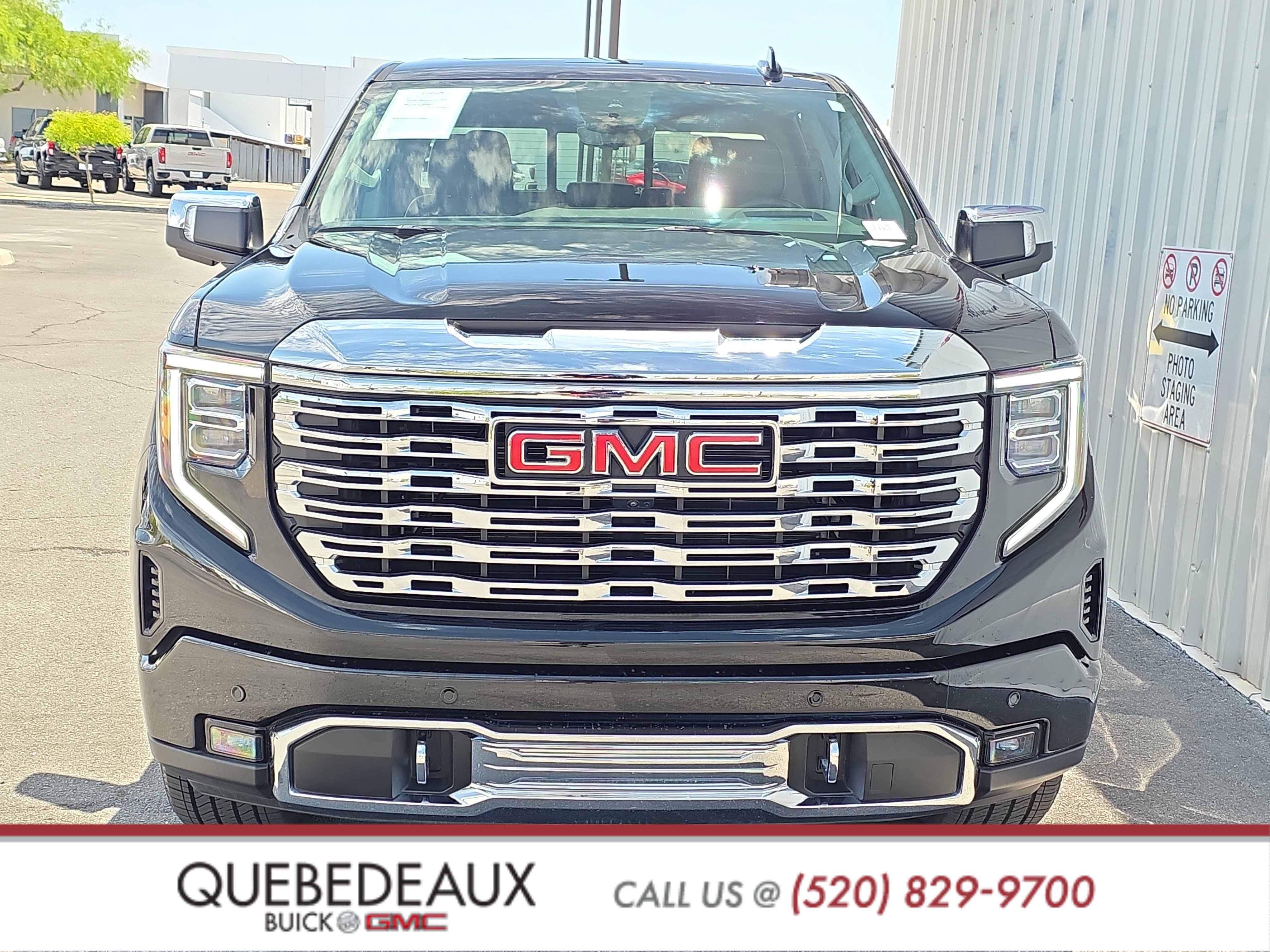 Used 2025 GMC Sierra 1500 Denali AWD/4WD image 2