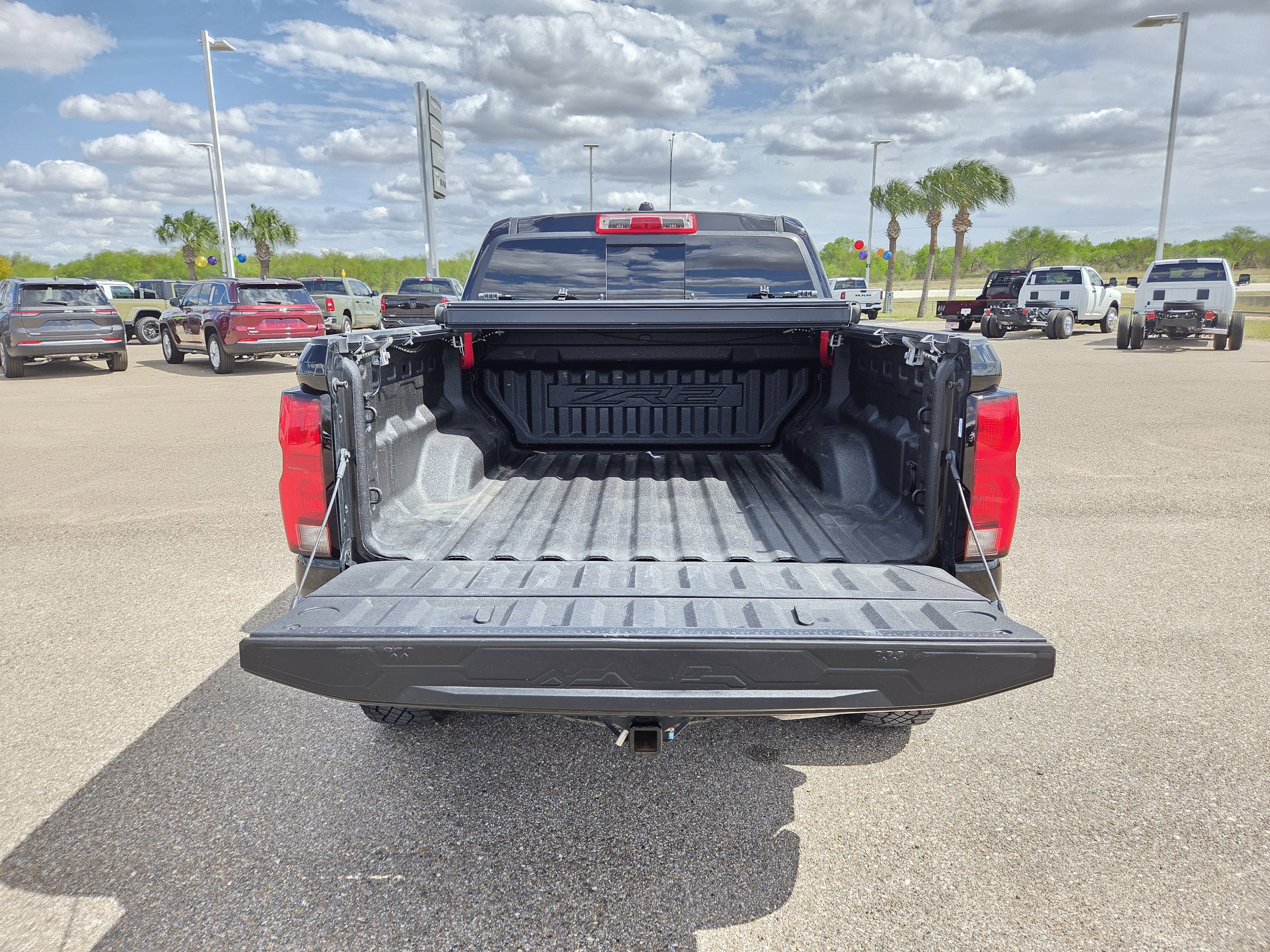 Used 2024 Chevrolet Colorado ZR2 w/ ZR2 Convenience Package III image 27
