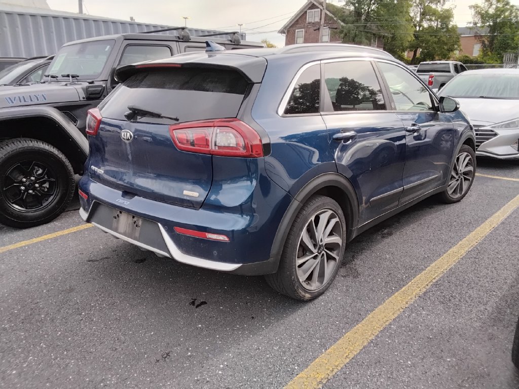 Used 2018 Kia Niro Touring FWD image 6