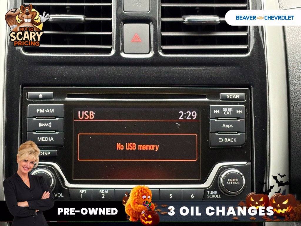 Used 2016 Nissan Versa Note SR FWD image 21