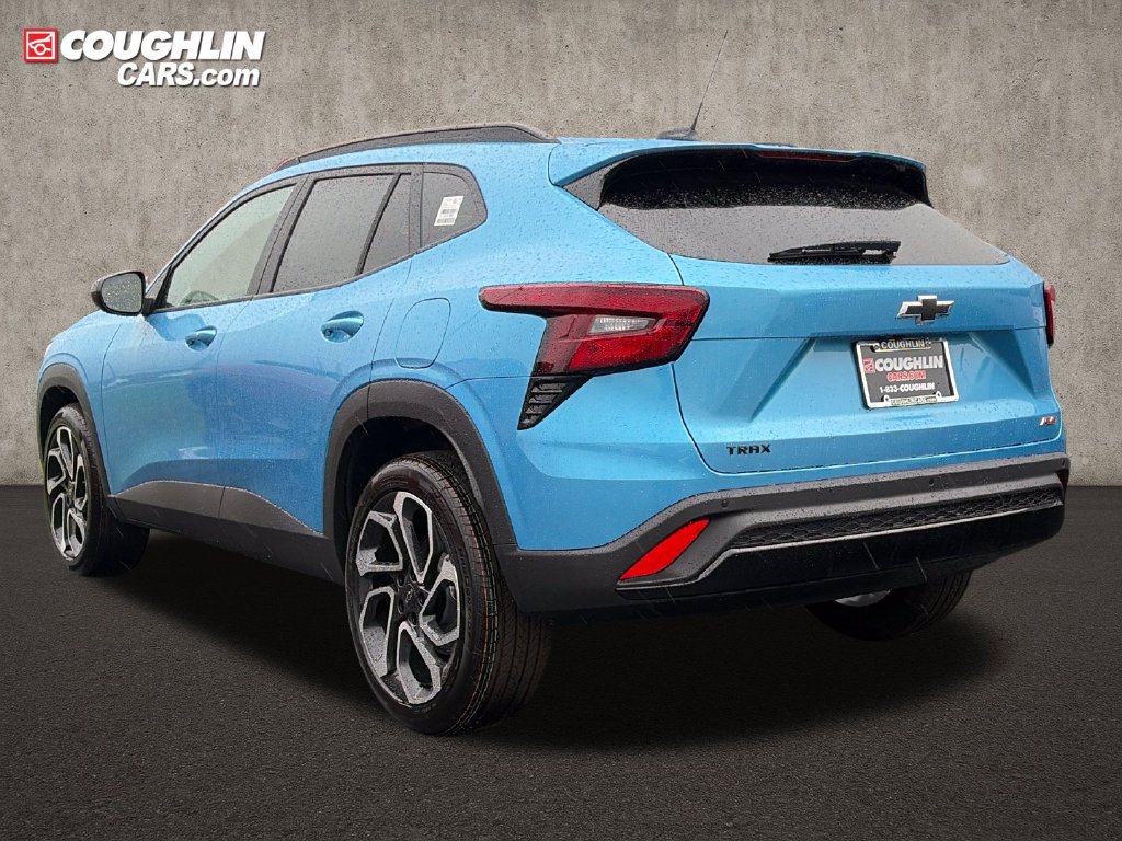 New 2026 Chevrolet Trax RS w/ Sunroof Package FWD image 4