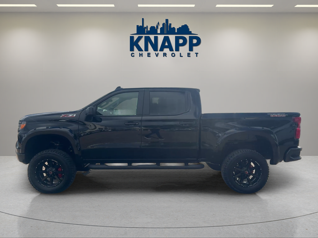 Used 2026 Chevrolet Silverado 1500 Custom Trail Boss AWD/4WD image 3
